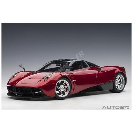 PAGANI HUAYRA 2011 ROUGE BANDES ARGENTE