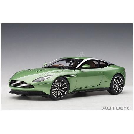 ASTON MARTIN DB11 VERT