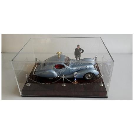 TALBOT LAGO COUPE T150 C-SS AVEC 2 TROPHES + 1 FIRUGINE + CORDONS DE MUSEE DANS VITRINE