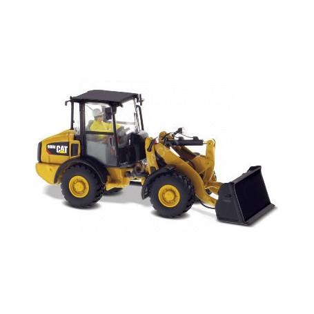 CATERPILLAR 906 M CHARGEUSE SUR PNEUS COMPACT AVEC FIGURINE