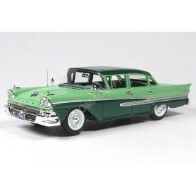 FORD CUSTOM 4 PORTES 1958 VERT 2 TONS