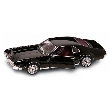 OLDSMOBILE TORONADO NOIR 1966