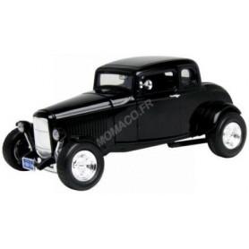 FORD FIVE-WINDOW COUPE 1932 NOIR AVEC FLAMMES