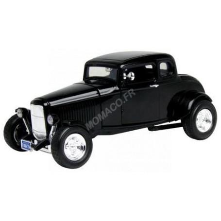 FORD FIVE-WINDOW COUPE 1932 NOIR AVEC FLAMMES