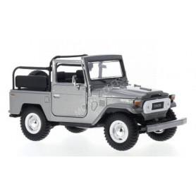 TOYOTA FJ40 LAND CRUISER CONVERTIBLE ARGENT