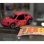 VOLKSWAGEN COCCINELLE ROSE AVEC FLEURS (COULEURS NON CONTRACTUELLES)