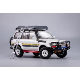 TOYOTA LAND CRUISER 1990 J8 BLANC AVEC GALLERIE ET ACCESSOIRES