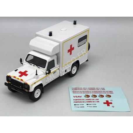 LAND ROVER 130 AMBULANCE MILITAIRE ARMEE DE TERRE BLANC (EPUISE)