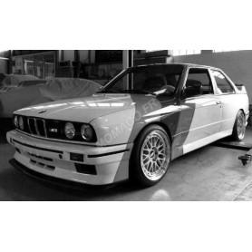 BMW E30 M3 1989 BLANC DECORE