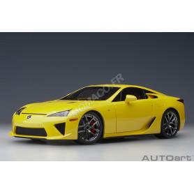 LEXUS LFA JAUNE