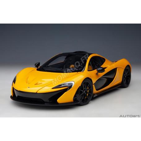 MCLAREN P1 INTERIEUR NOIR ET JAUNE 2013 JAUNE (REFABRICATION)