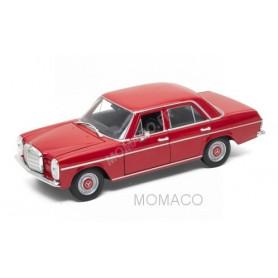 MERCEDES-BENZ 220 ROUGE