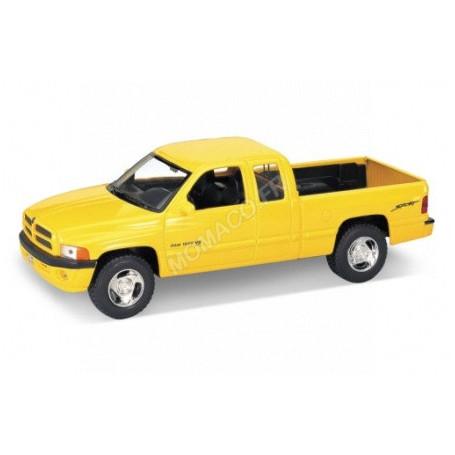 DODGE RAM QUAD CAB 1500 SPORT JAUNE