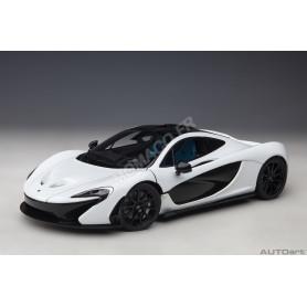 MCLAREN P1 INTERIEUR NOIR ET BLEU 2013 BLANC