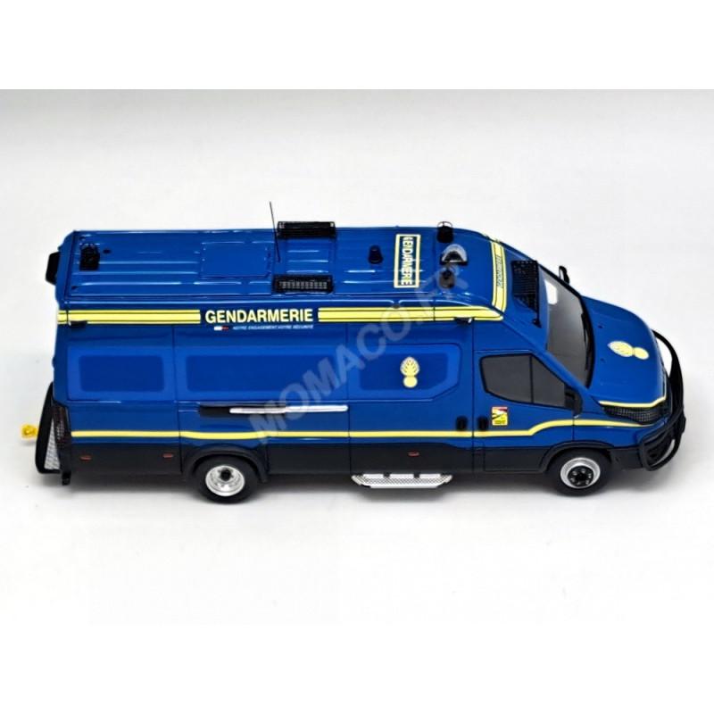 Miniature Perfex 1/43 – Iveco Daily Long Gruau VMG – Véhicule Mobilité Groupe 2022 – NEUF