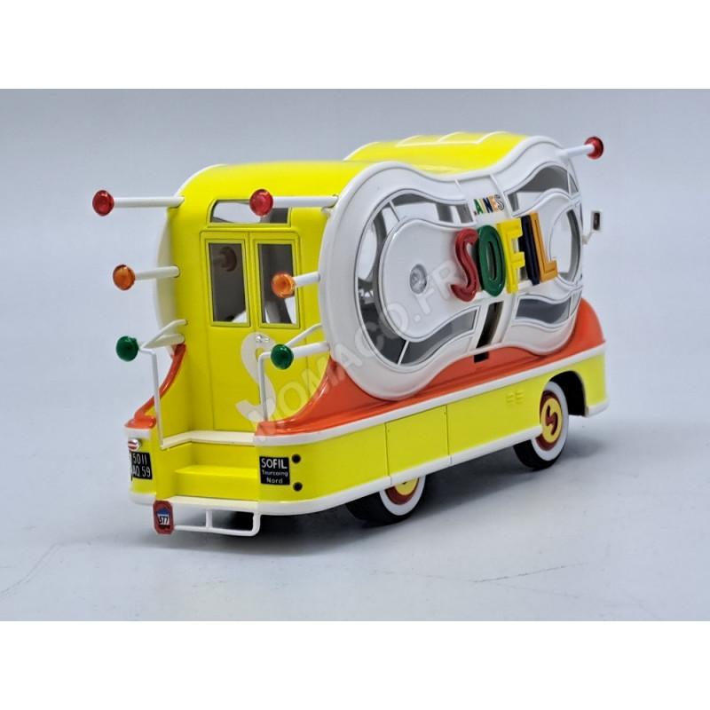 Également disponible, dans notre gamme PERFEX (1/43ème - Résine), notre nouveau modèle avec éclairage LED* : Perfex 230 : Renault 2.5T SOFIL 1952 Tour de France 1952 Avec Éclairage Intérieur LED