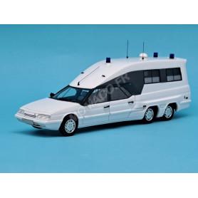 CITROEN XM TISSIER 1007 BLANC AVEC DECALQUES AMBULANCES (EPUISE)