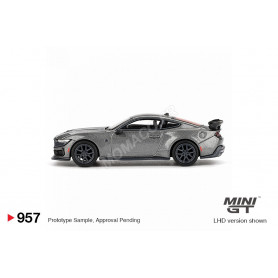 FORD MUSTANG DARK HORSE 2024 GRIS "CARBONIZED GREY" (BLISTER EDITION) (LHD) (EPUISE)