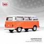 VOLKSWAGEN BUS 1974 ORANGE
