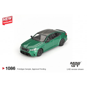BMW M5 (G90) 2024 VERT "ISLE OF MAN - GREEN METALLIC" (LHD)