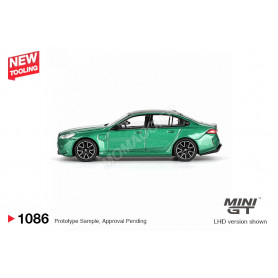BMW M5 (G90) 2024 VERT "ISLE OF MAN - GREEN METALLIC" (BLISTER EDITION) (LHD)