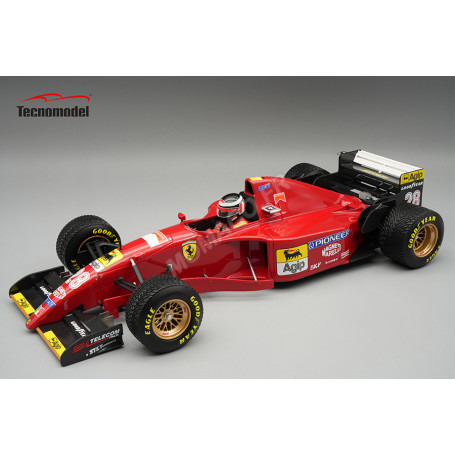FERRARI 412T2 AVEC PNEUS PLUIE 28 GERHARD BERGER GRAND PRIX DU JAPON 1995 AVEC FIGURINE