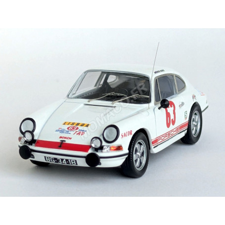 PORSCHE 911S 63 AMERICO NUNES/FERNANDO FONSECA RALLYE DU PORTUGAL 1969