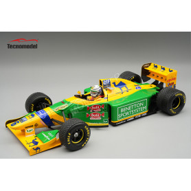 BENETTON B193A 6 RICCARDO PATRESE GRAND PRIX D'ANGLETERRE 1993 AVEC PNEUS PLUIES AVEC FIGURINE