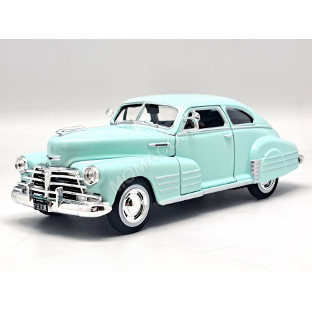 CHEVROLET FLEETLINE AEROSEDAN 1948 VERT