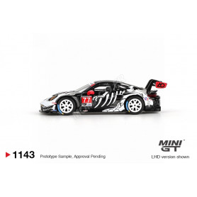 PORSCHE 911 (992) GT3 77 "PRO AO RACING" IMSA PETIT LE MANS 2025 (BLISTER EDITION) (A SORTIR MAIS EPUISE)