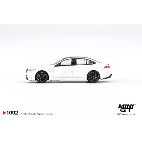 BMW M5 (G90) 2025 BLANC "ALPINE WHITE" (BLISTER EDITION) (LHD)