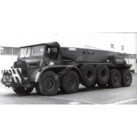 WILLEME-APPLEVAGE C.G. 8X4 CABINE BACHE "RAMASSE-MIETTES" KAKI