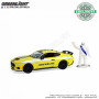 FORD MUSTANG GT 2024 AVEC FIGURINE "HOMME MICHELIN"