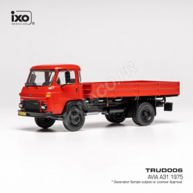 AVIA A31 1975 ROUGE
