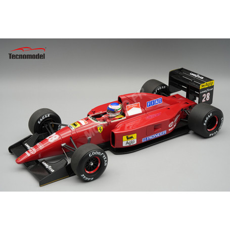 FERRARI F92A 28 IVAN CAPELLI GRAND PRIX D'ANGLETERRE 1992 AVEC FIGURINE