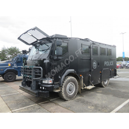 RENAULT D14 CENTURION RAID