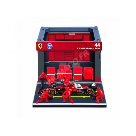 SET PIT STOP : FIGURINES MECANICIENS AVEC STAND ET ACCESSOIRES FERRARI F1 SF-25 HAMILTON