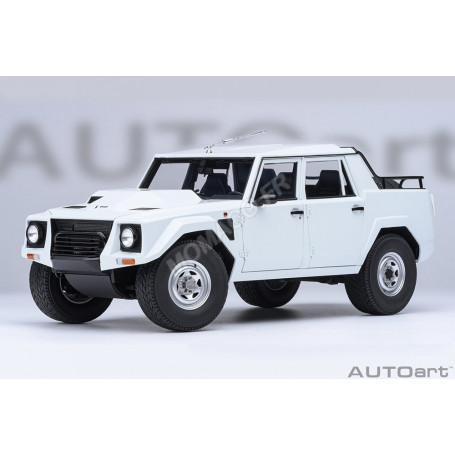 LAMBORGHINI LM002 BLANC