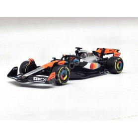 MCLAREN F1 MCL39 TEAM MCLAREN 81 OSCAR PIASTRI GRAND PRIX DE SILVERSTONE 2025 (PACKAGING PREMIUM AVEC CASQUE)