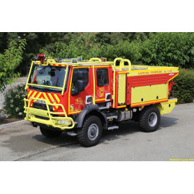 RENAULT D14 4x4 SIDES CCFM SDIS "83 - VAR"