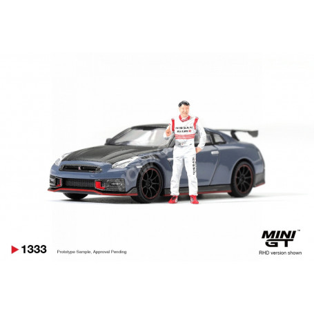 NISSAN GTR (R35) NISMO TSUKUBA PRODUCTION CAR LAP RECORD AVEC FIGURINE TSUGIO MATSUDA (RHD)