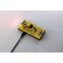 NISSAN SKYLINE GT-R (R34) "MOONEYES V2" 2026 JAUNE AVEC LED