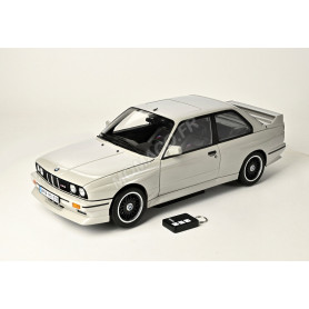 BMW M3 E30 1986 BLANC (FULL KIT)