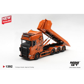 SCANIA 770S B8X4NA PLATEAU AVEC BRAS HYDRAULIQUE 2025 ORANGE (LHD)