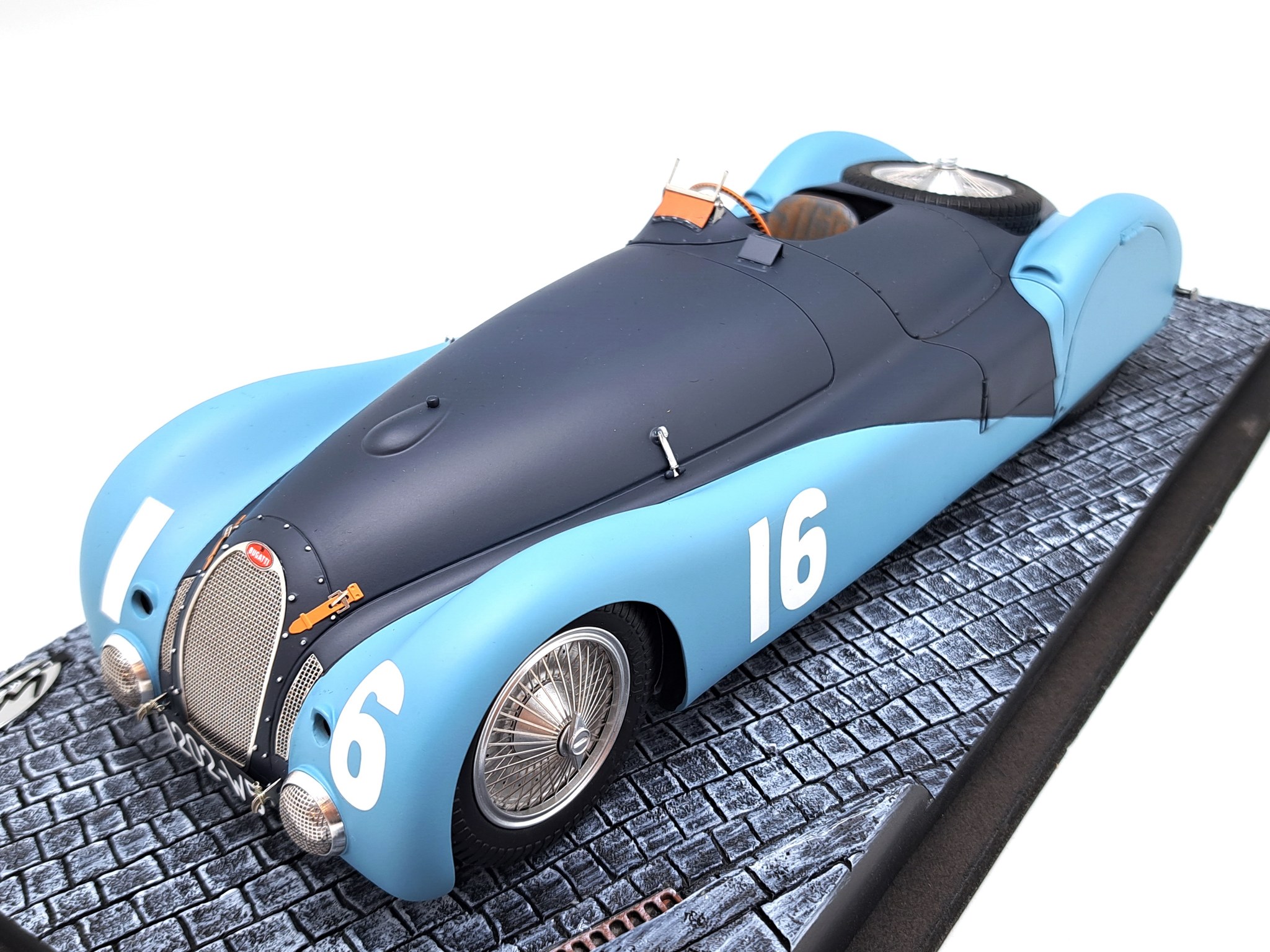 PANTHEON PANTHEON019 Echelle 1/18 | BUGATTI F1 TYPE 57S 45 N 16 A.C.F